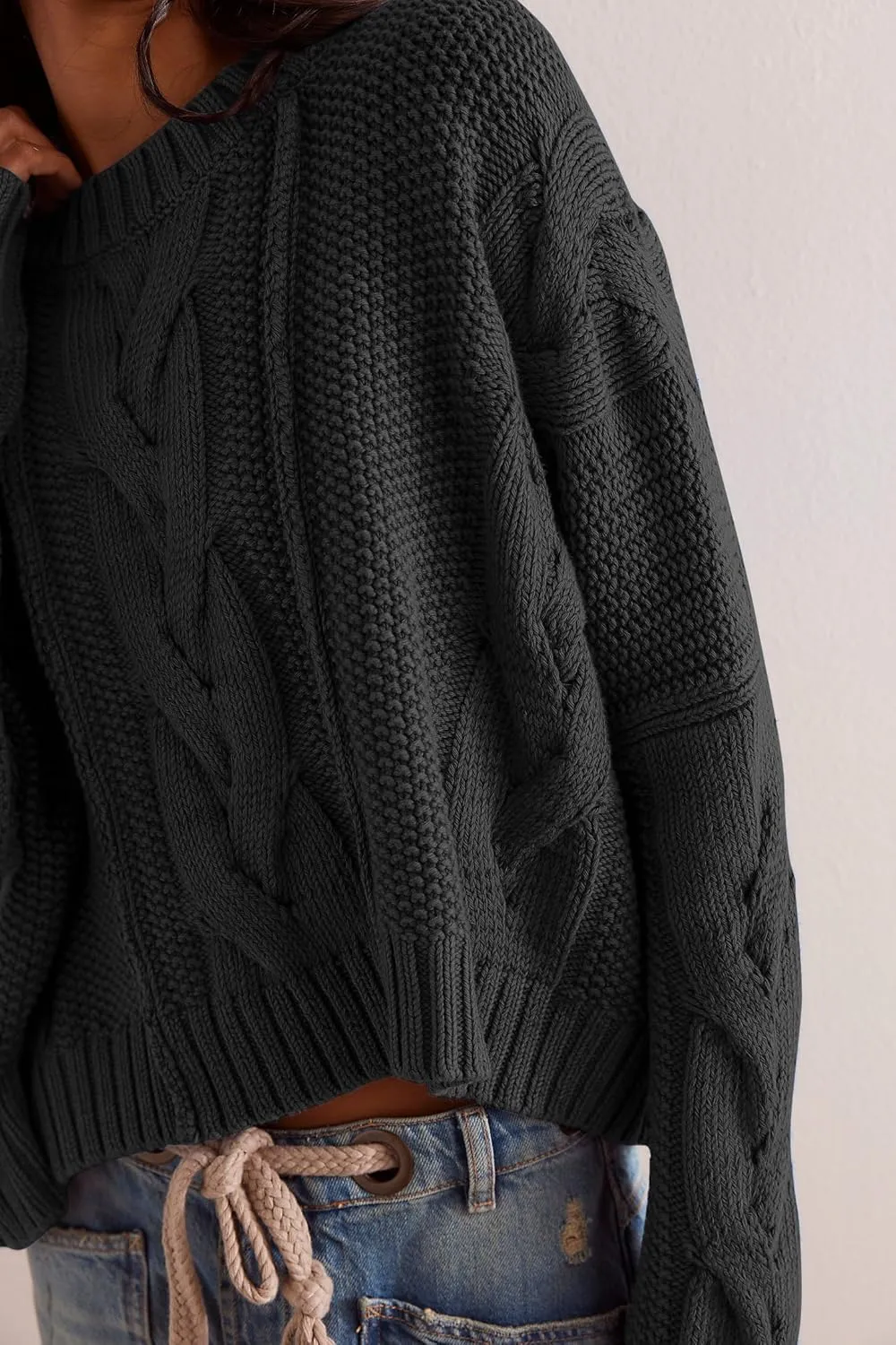 Cable Knit Cropped Sweater for Women Crew Neck Long Sleeve Chunky Pullover Loose Fall Winter Outfit