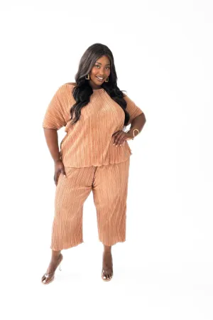 Curve plisse elasticated waist culottes in camel