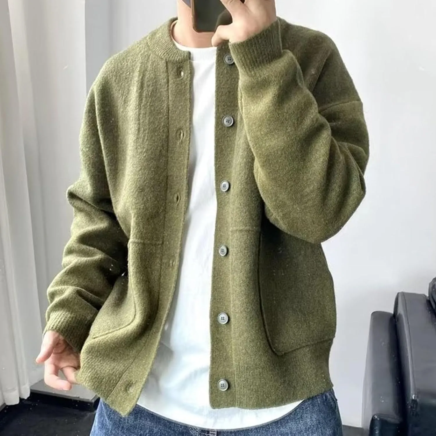 Men's Loose Fit Button Down Sweater Knitted Crew Neck Casual Sweater Cardigan Fashion Long Sleeve Sweaters