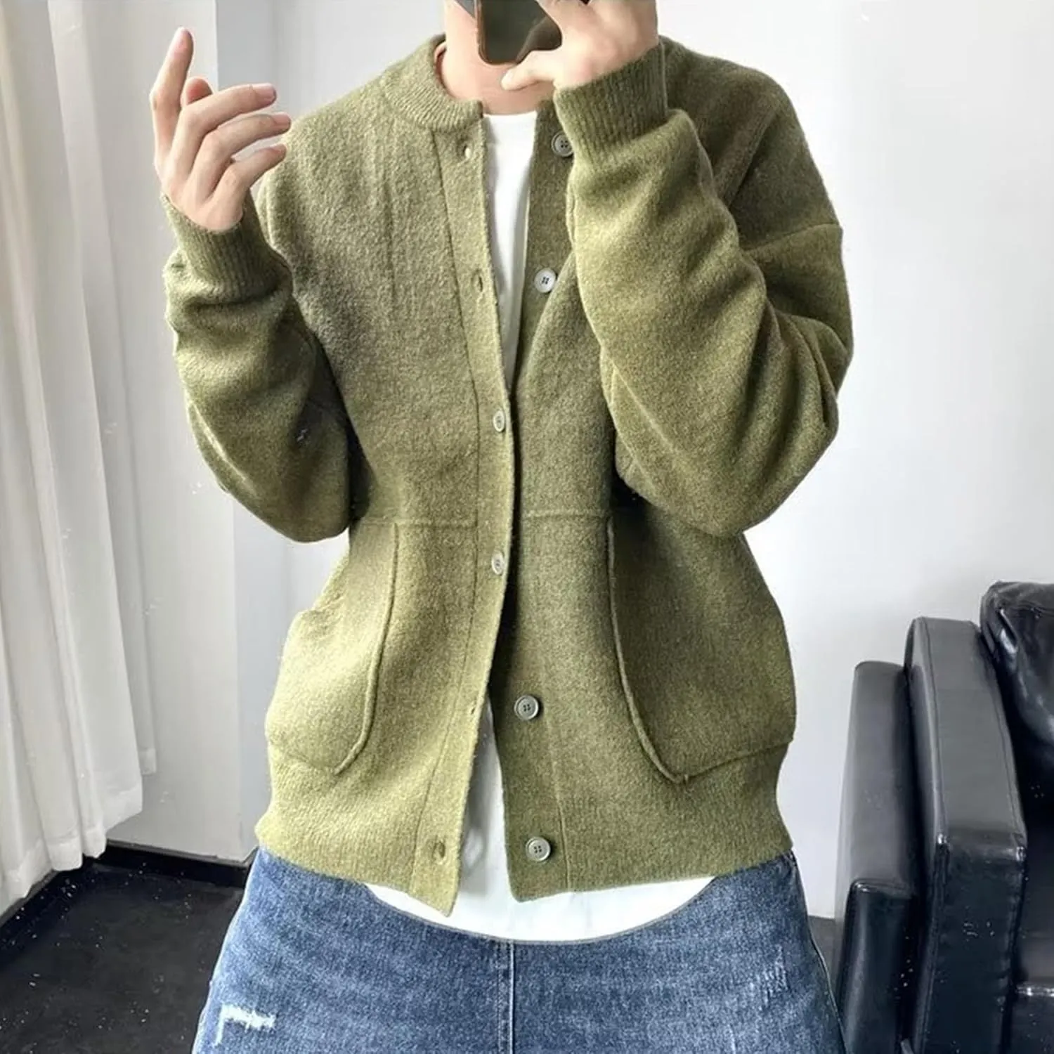 Men's Loose Fit Button Down Sweater Knitted Crew Neck Casual Sweater Cardigan Fashion Long Sleeve Sweaters