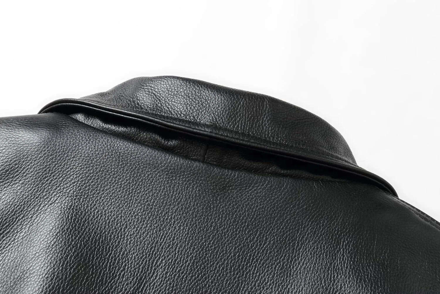 REED Men's American Style Bomber Genuine Leather Jacket