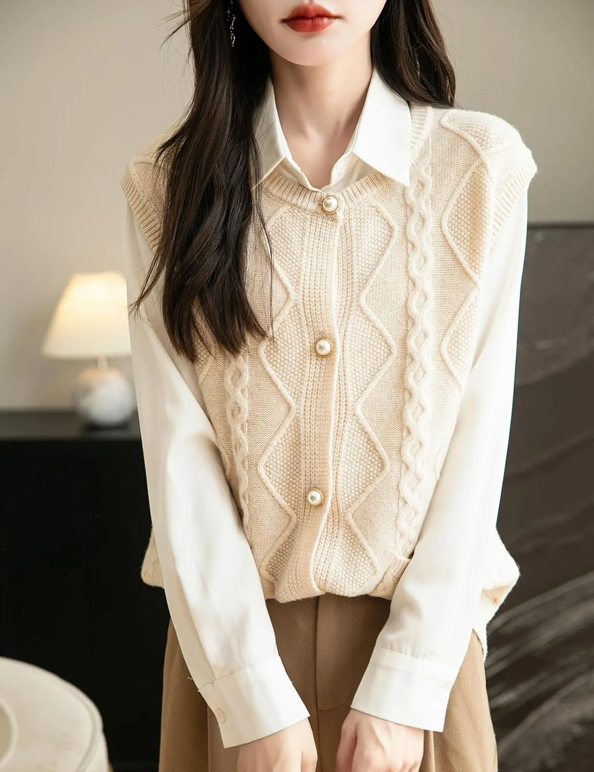 Women's 100% Merino Wool Sweater Vest 2025 Fall Winter Crew Neck Button Down Sleeveless Cable Knit Sweater Vest