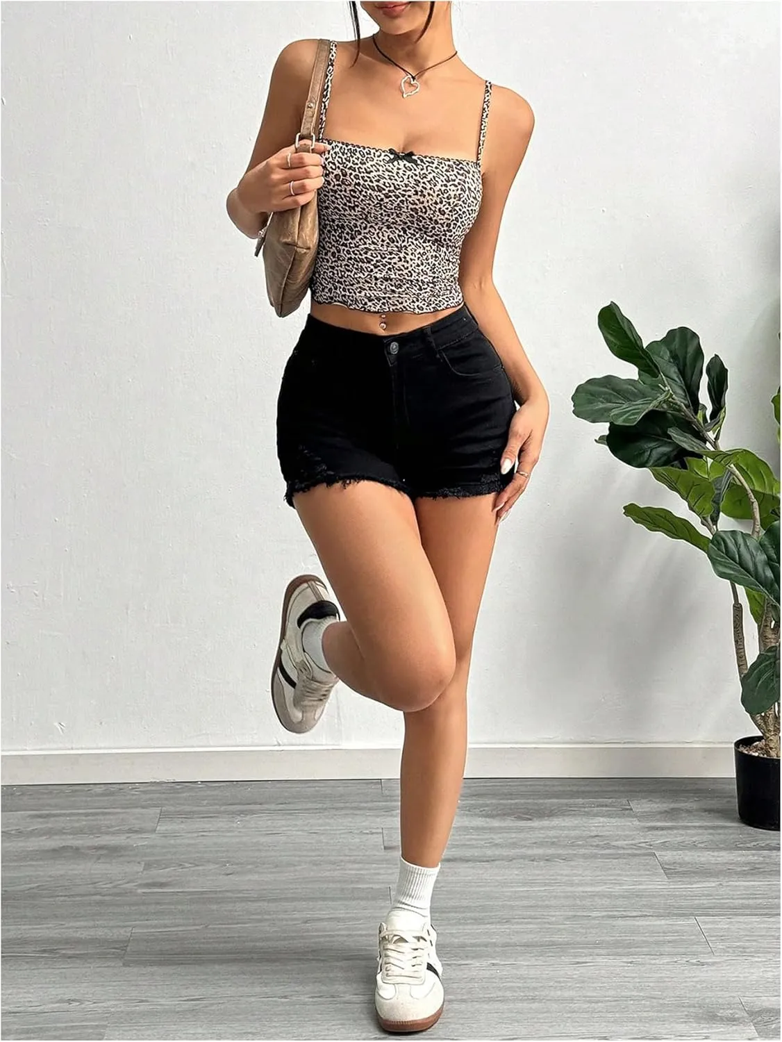Women's Y2K Leopard Print Cami Crop Tops Square Neck Spaghetti Strap Camisole Cheetah Tank Top