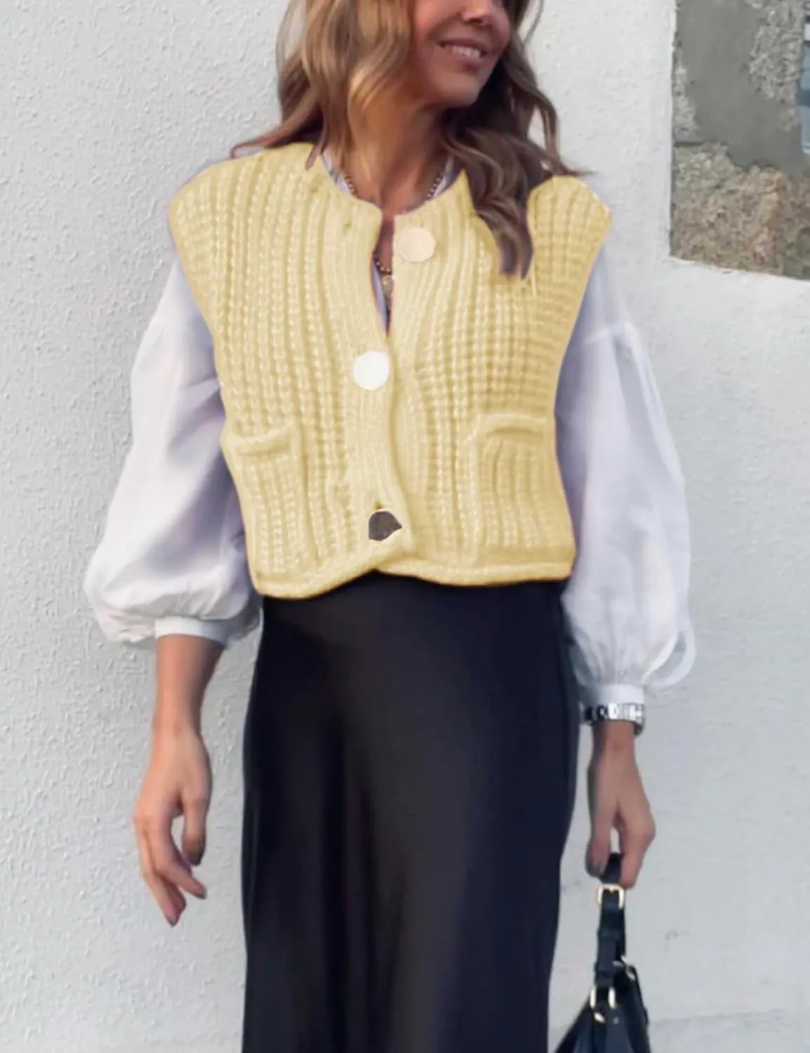 Yimoon Sweater Vest Women Sleeveless Cropped Button Down Chunky Knit Cardigan Casual Knitted Sweater Vest with Pockets