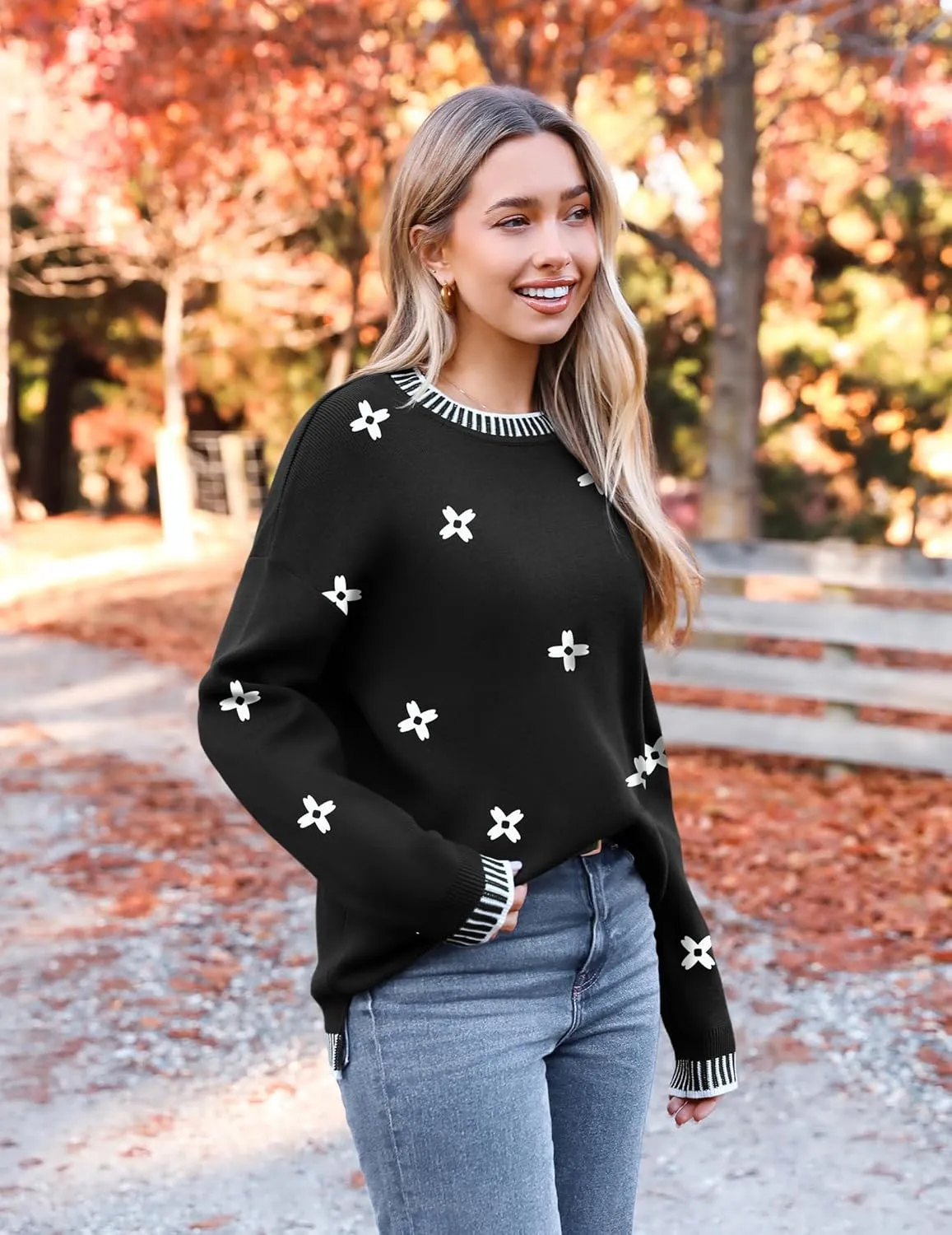 Zeagoo Womens Crewneck Pullover Sweater Long Sleeve Knit Side Slit 2024 Fall Winter Sweater Tops