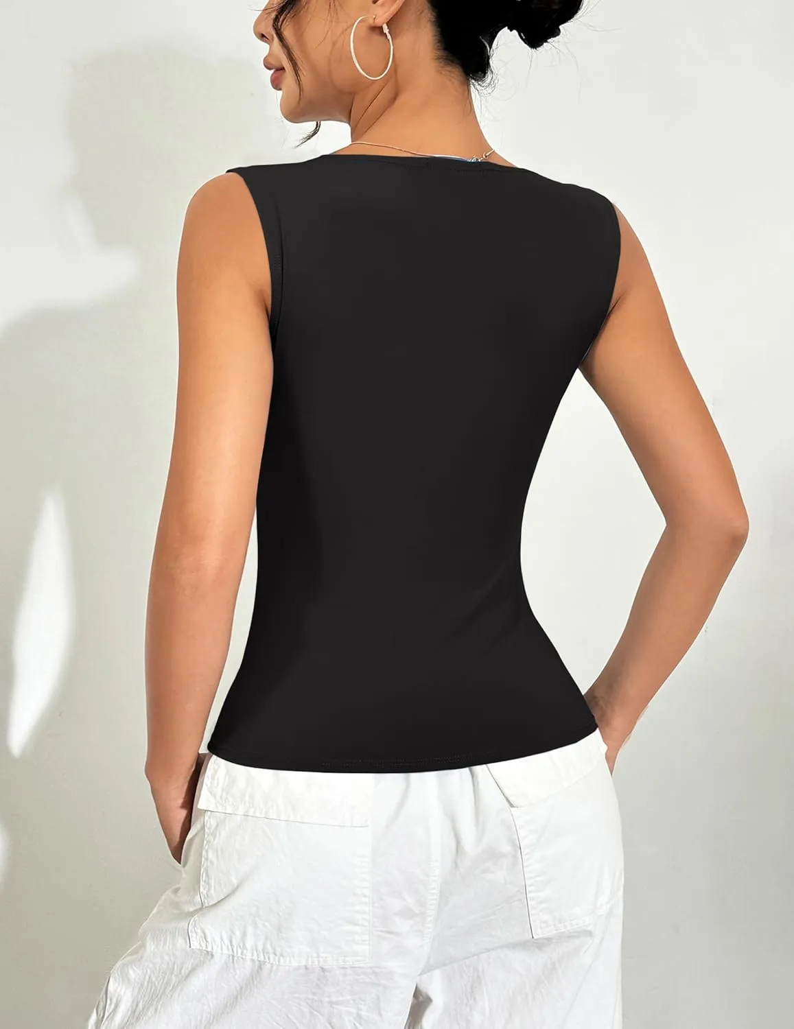 Zeagoo Women's Going Out Tops Slim Fit Sleeveless Crop Tank Tops Crew Neck Sexy Basic Tee 2025 Y2k Fashion Outfits